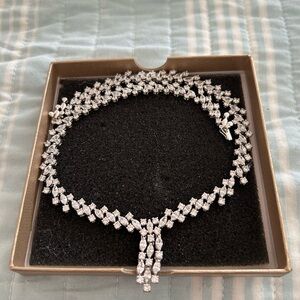 Elegant Rhinestone Necklace and Earring Set, Perfect For Evening or Bridal!